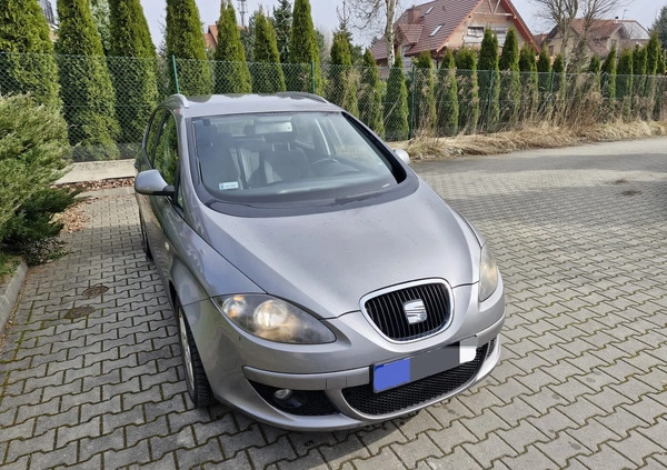 Seat Altea XL cena 14500 przebieg: 297000, rok produkcji 2009 z Szydłowiec małe 211